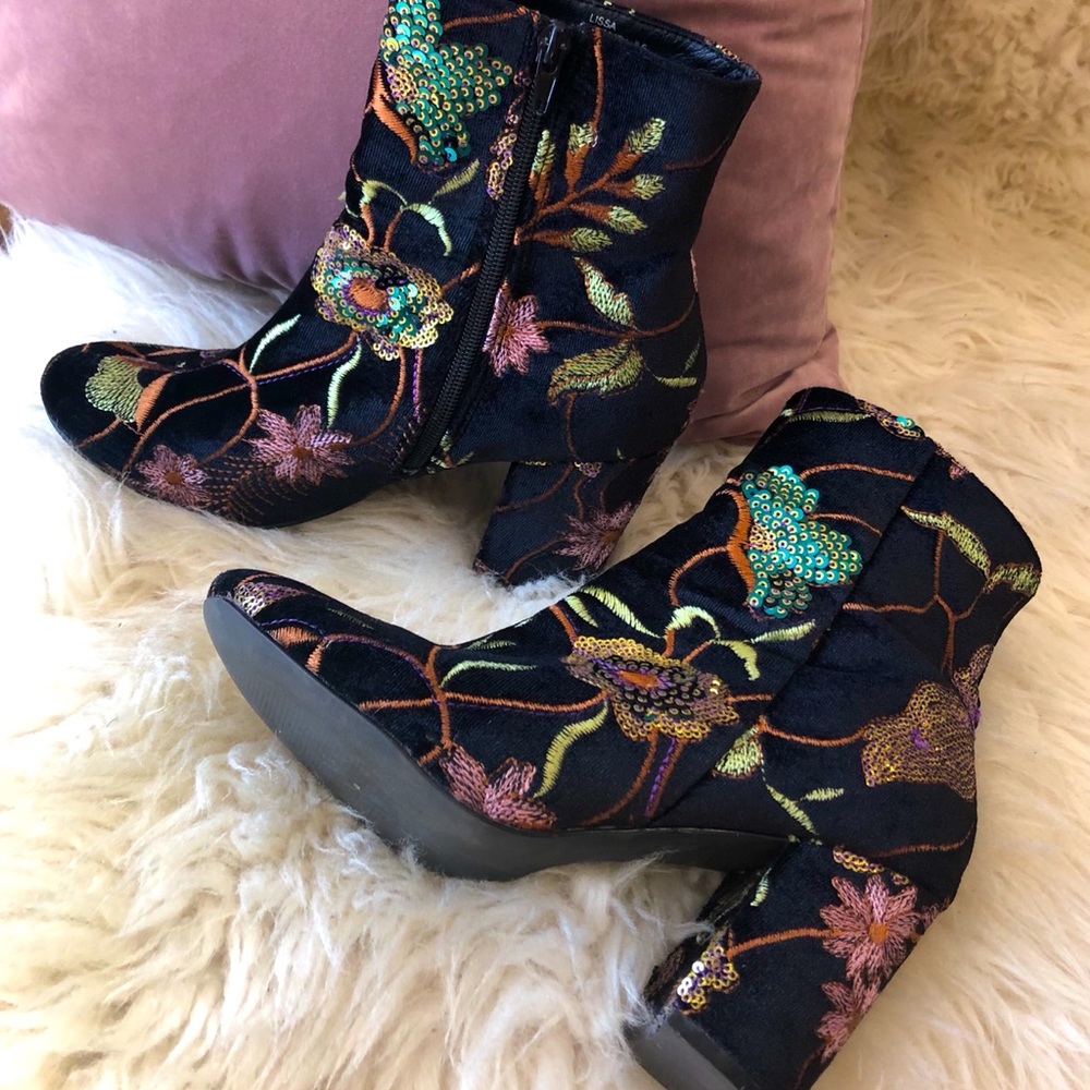 Steve by Steve Madden Lissa Embroidered Boots